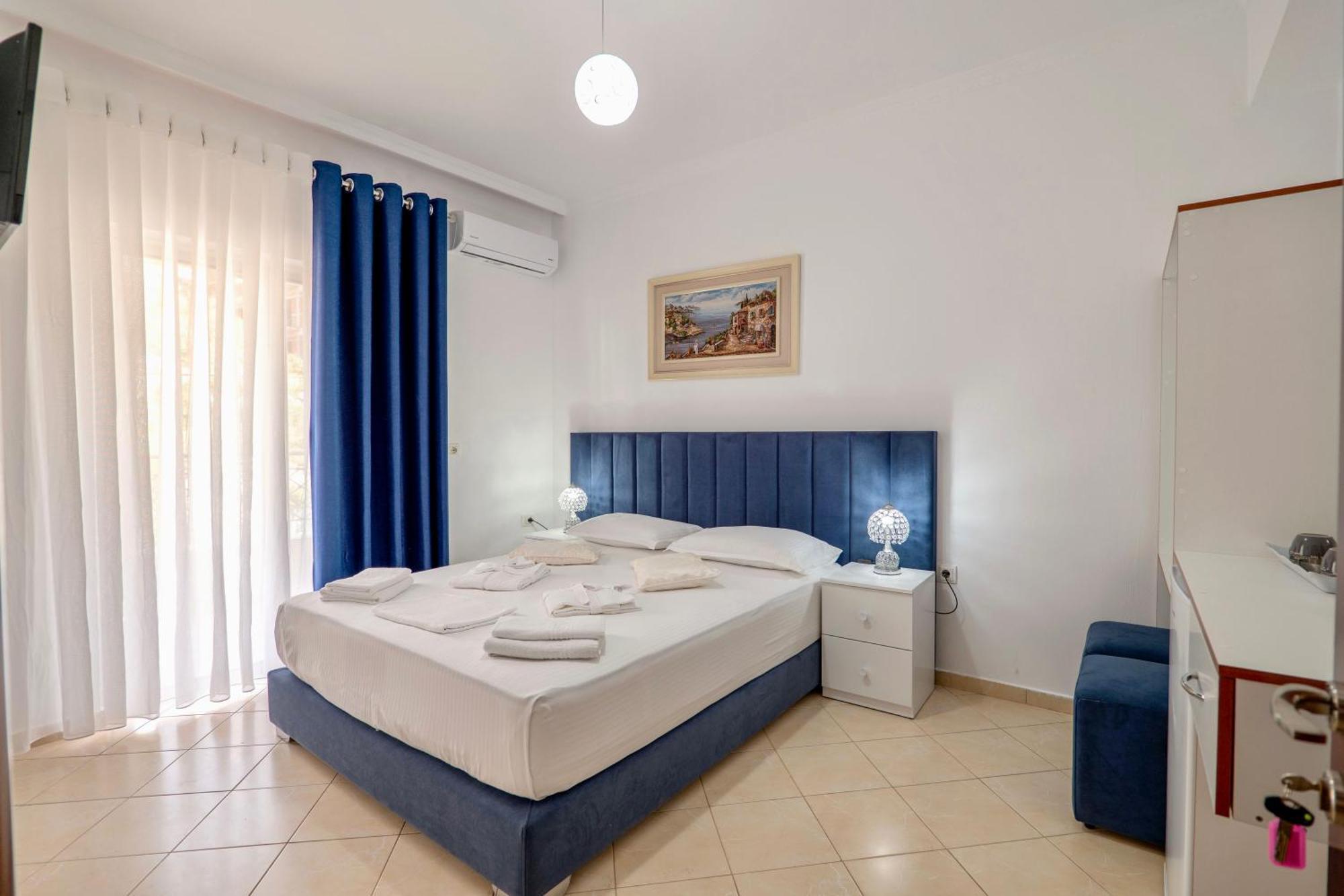 Eleni Guest House Sarande Exterior photo